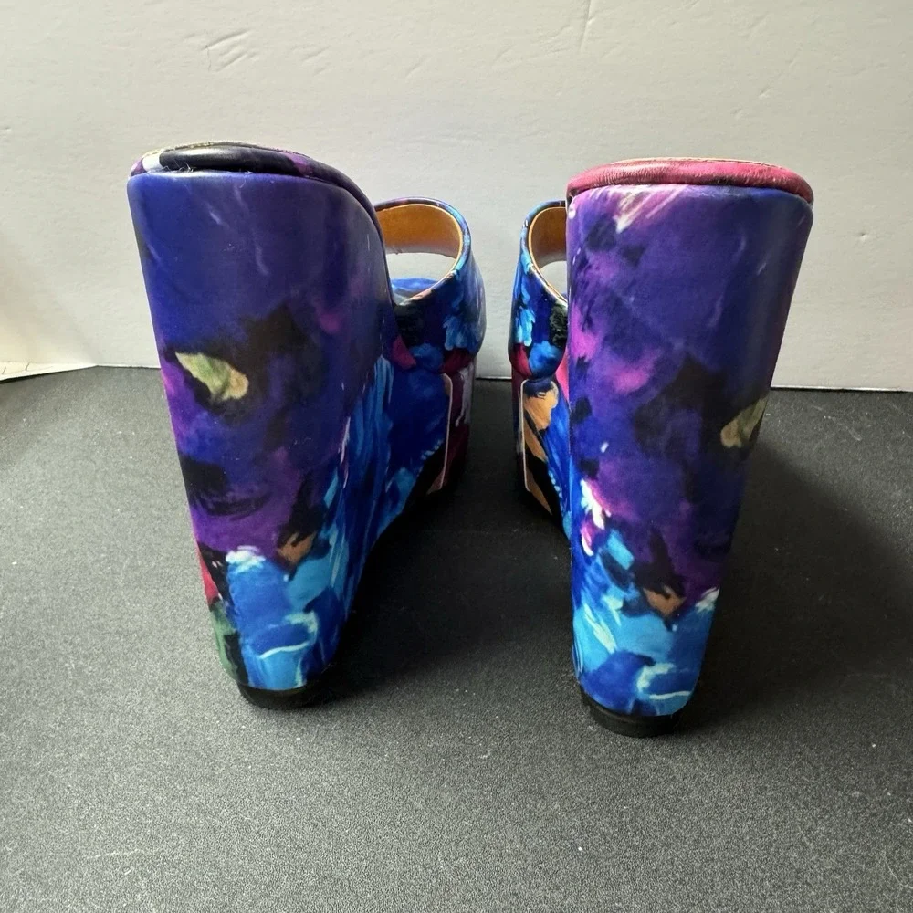 YDN‎ Platform Mules Peep Toes Abstract Design Size 7
